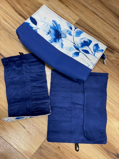 BLOSSOM PROJECT POUCH - 40% off, final sale. Discount reflected in cart.