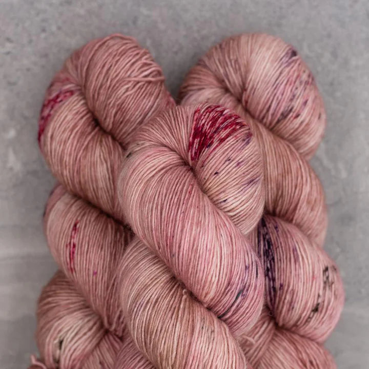 Tosh Merino Light - 40% off, final sale. Discount reflected in cart.