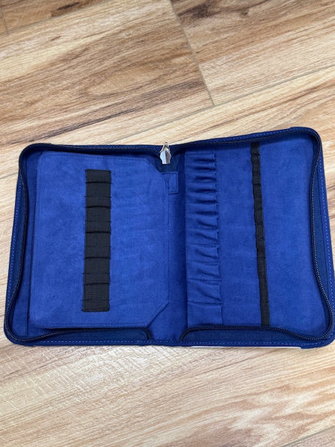 BLOSSOM NEEDLE CASE - 40% off, final sale. Discount reflected in cart.